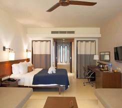 Номер Premier с частичным видом на океан в Southsea Khaolak Beach Resort