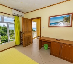 Апартаменты Comfort с 2 комнатами с балконом и с видом на океан в East Horizon Self-Catering