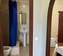 Трёхместный номер Comfort с балконом в Гостевой дом