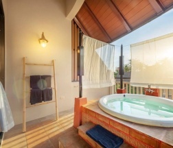 Четырёхместный семейный люкс Platinum в Курортный отель Chada Lanta Beach Resort