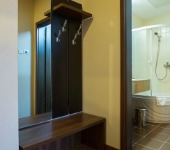 Четырёхместный номер Superior в Inter Business Bucharest Hotel