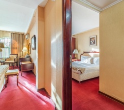 2-комнатный номер люкс семейный в Гранд мандарин