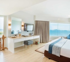 Люкс Diamond c 1 комнатой в Royal Cliff Beach Hotel Pattaya