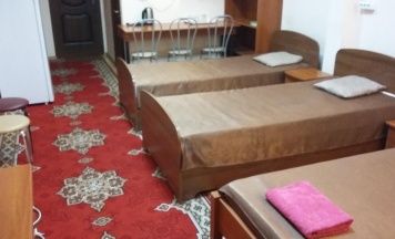 Четырехместный номер эконом (удобства на этаже) в Экспресс