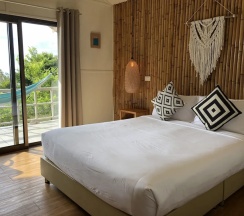 Бунгало с видом на море в Bluerama Resort