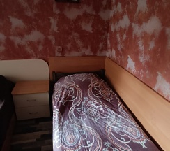Трехместный номер с 3 односпальными кроватями в Мател
