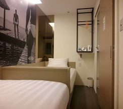 Кровать в общем номере (мужской номер) в Gs Hotel - Hostel