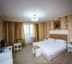 Двухместный полулюкс двуспальная кровать в G Empire