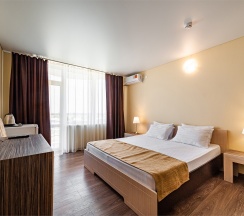 Стандартный номер с балконом на двоих и видом на море (корпус Б) в Оптимист