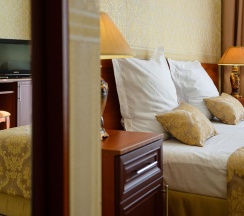 Номер стандарт с 1 двуспальной кроватью в Эдэран