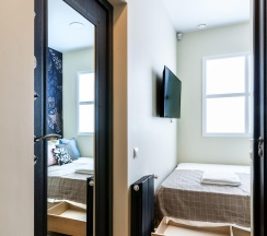 1-комнатные апартаменты эконом с 1 двуспальной кроватью (без окна) в Prim Rooms Apt Apartments (Прим Румс Апт Апартментс)