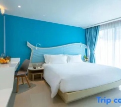 Четырёхместный номер Deluxe с видом на океан в Centara Sonrisa Residences & Suites Sriracha