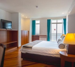 Residence c 1 комнатой с видом на океан в Waterfront Suites Phuket by Centara