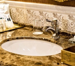 Двухместный номер Deluxe с видом на город двуспальная кровать в Rixos President Astana