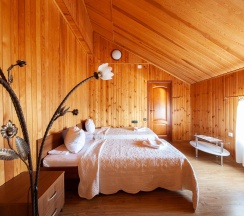 Номер стандарт семейный (с завтраком) в Kaskad house