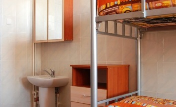 Кровать в общем номере в Сосновый бор