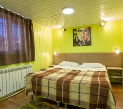 Комфортный домик в Allure Lodge