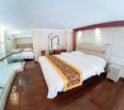 Двухместный люкс Luxury с 3 комнатами (двуспальная кровать) в Louidon Mega Duplex Apartment - Beijing Rd