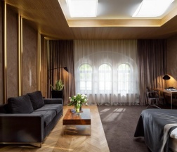 Полулюкс Kenzo в City Park Hotel & Residence