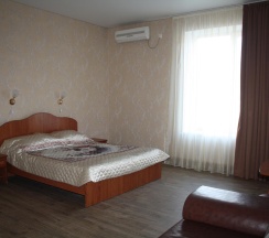 Номер стандарт с 1 двуспальной кроватью в Корсар