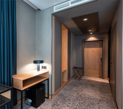 Улучшенный с диваном в Kravt Hotel Kazan Airport