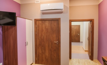 Кровать в общем номере в Motus