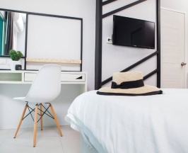 Двухместный номер Superior с балконом 2 отдельные кровати в The Crib Patong