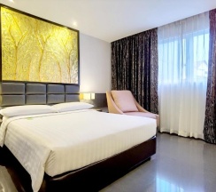 Двухместный номер Superior двуспальная кровать в Nova Express Pattaya