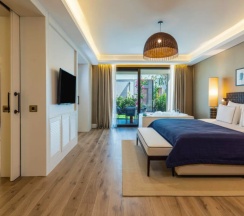 Двухместный люкс Grand Garden двуспальная кровать в Kaya Palazzo Resort & Residences Le Chic Bodrum