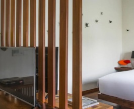 Двухместный Sarus Crane Люкс двуспальная кровать в The Aviary Hotel