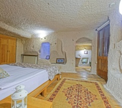 Двухместный люкс Cave Comfort двуспальная кровать в La Casa Cave
