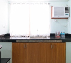 Двухместный номер Standard двуспальная кровать в RedDoorz near C5 Kalayaan Avenue Makati