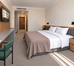 СТАНДАРТ ВЫСОКИЙ ЭТАЖ в Grand Yan Hotel