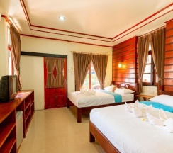 Четырёхместный номер Standard в Starlight Haad Rin Resort