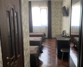 Трёхместный номер Superior в Анастасиевская