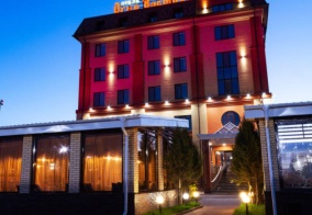 Отель Огни востока в Брянской области