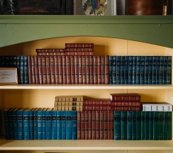 Четырехместный Стандарт с балконом "Богудония" в Крыжовник