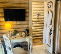 Шато-комфорт в Old House Resort & Spa