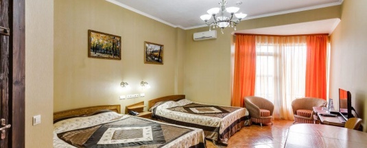 Номер стандарт семейный (с завтраком) в Каньон