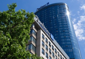 Отель Radisson Blu Olympiyskiy Hotel Moscow в Москве