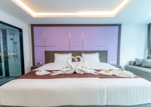 Номер Deluxe с балконом и с видом на город в The Proud Hotel Pattaya