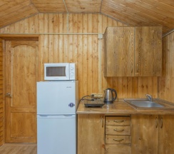 Коттедж Standard с красивым видом из окна в Раш