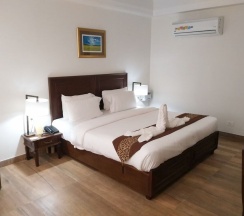 Двухместный номер Standard с красивым видом из окна двуспальная кровать в Green View by Green Tree Hotels