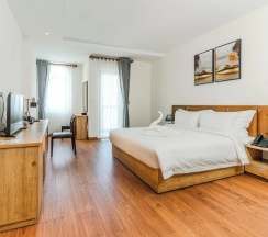Двухместный номер Standard с красивым видом из окна 2 отдельные кровати в Sea Breeze Hotel & Villa