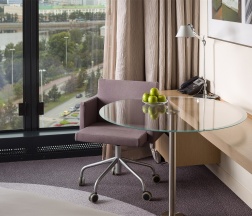 Номер стандарт с 1 двуспальной кроватью в Hyatt Regency Ekaterinburg