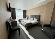 Superior Triple в Grand sapphire hotel