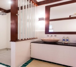 Двухместный номер Deluxe Pool Access двуспальная кровать в Mercure Samui Buri Resort Hotel