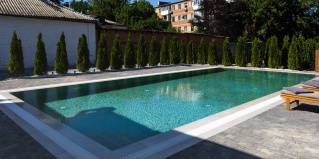 Таганрог: Гостевой дом Белуга Резиденция