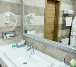 Свадебный номер в SKY LUX HOTEL