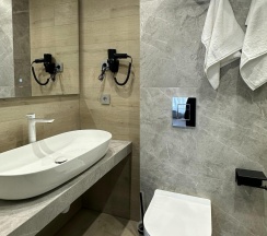 4-местная комната делюкс в Gold Otel